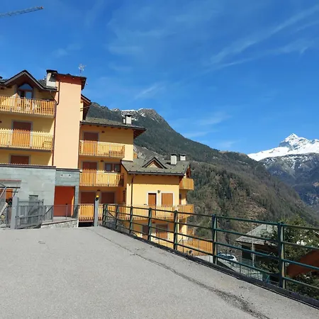 La Terrazza * Chiesa in Valmalenco